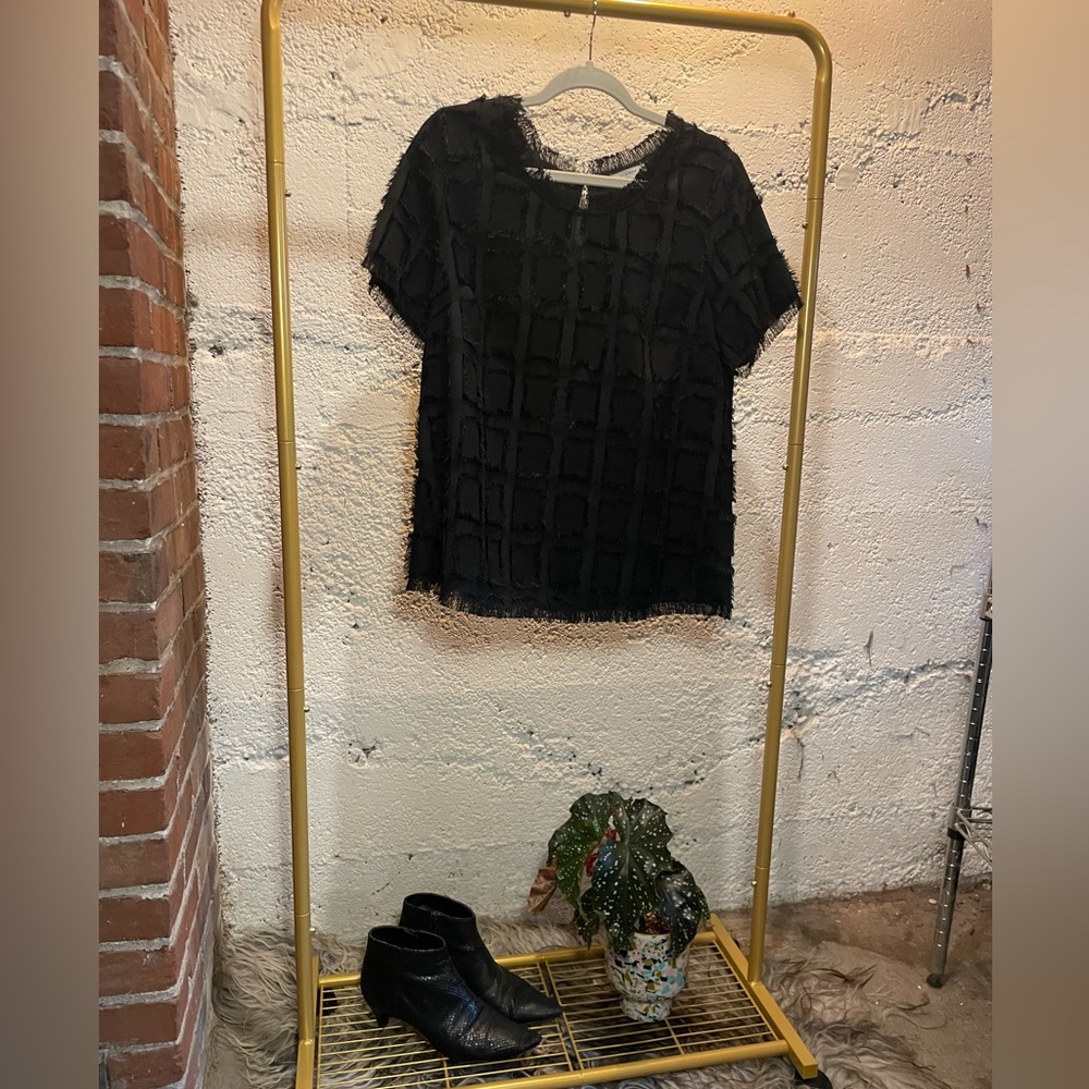 Black Pleione raw edge blouse